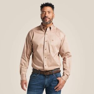 Ariat Solid Twill Classic Fit Shirt